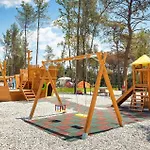 Kemping Cozy Stacaravan In Vabriga With Swimming Pool