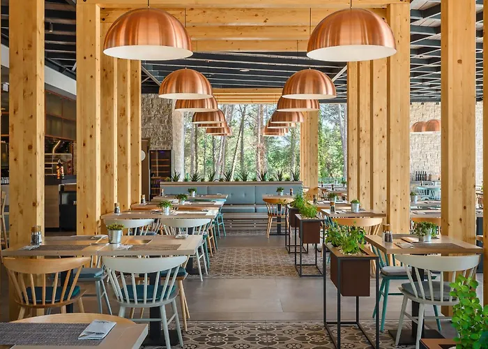 Amazing Stacaravan In Vabriga With Wifi キャンプ場 5*