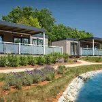 Cozy Stacaravan In Vabriga With Swimming Pool Porec