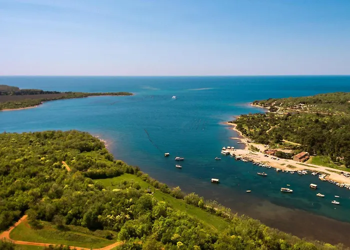 Amazing Stacaravan In Vabriga With Wifi Campeggio Porec